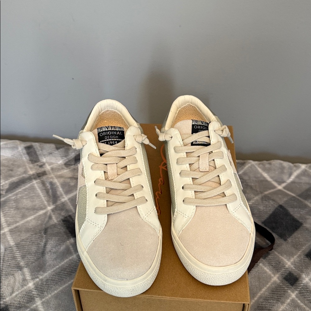 Vintage Havana Cream and Tan Sneakers